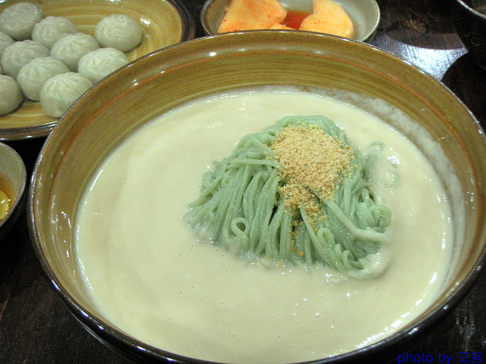 항아리수제비칼국수 이미지