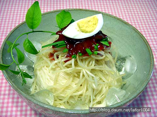 아삭함을 즐기자!!~콩나물비빔국수