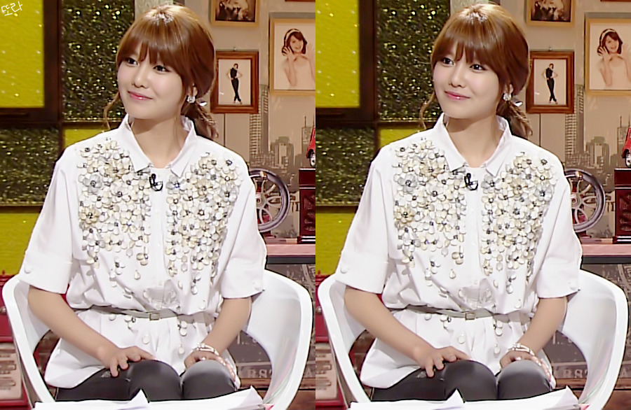 [OTHER][21-07-2012]Hình ảnh mới nhất của MC SooYoung tại chương trình "Midnight TV Entertainment" - Page 2 11669940503582141CED96