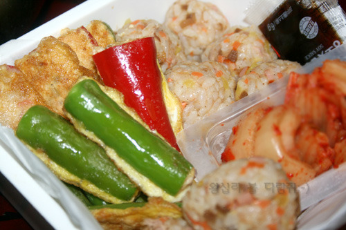 못난이김밥 이미지
