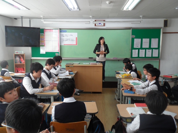 신현중학교 이미지