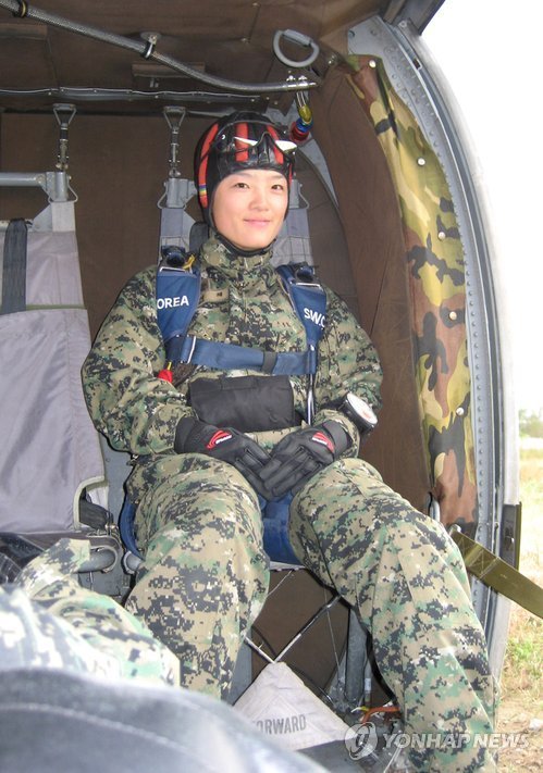 특전사 출신 깜찍녀 ‘귀신잡는 해병’ 변신