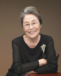 “여성 인권·민주화 위해 한길 걸었다고 기억해주길” / 한겨레