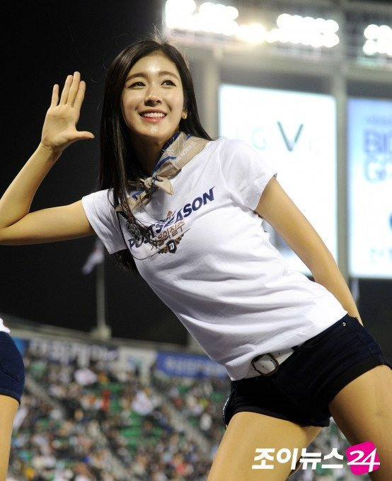 김연정