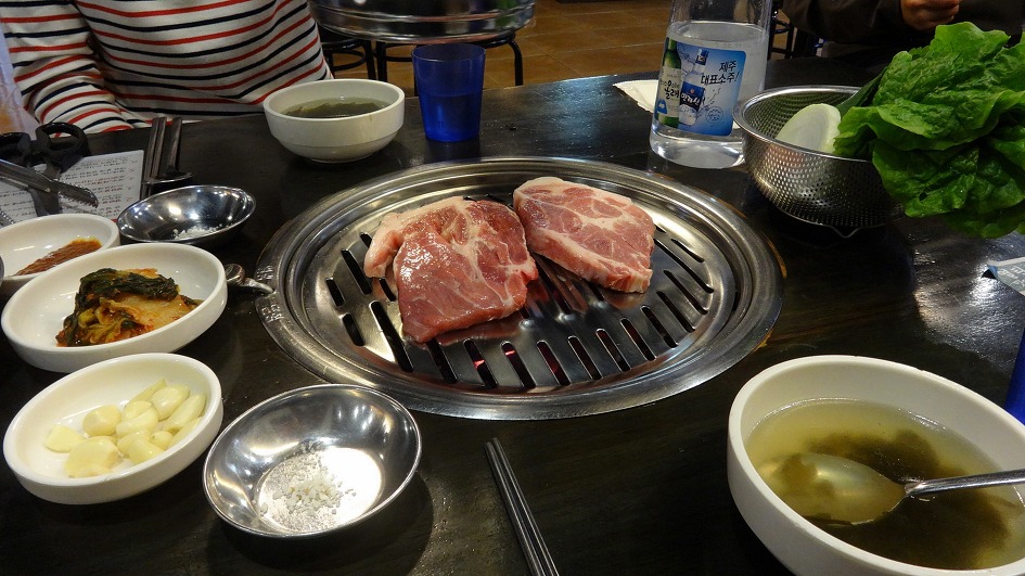 재주도여행 마지막날 제주산 돼지고기로 마무리한다