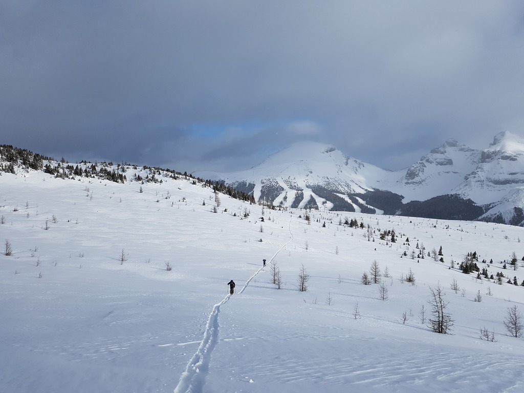 Twin Cairns(Jan 13,2018)