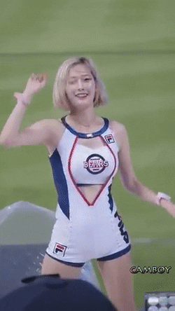 치어리더 서현숙의 이름을 알린 의상.jpgif | 인스티즈