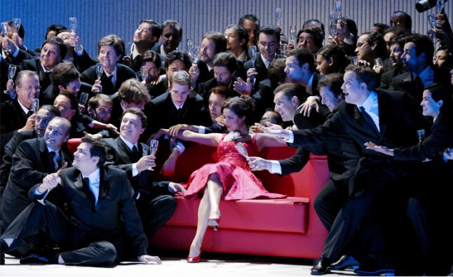  "LA,TRAVIATA(축배의 노래)와 별(*)은 빛나고