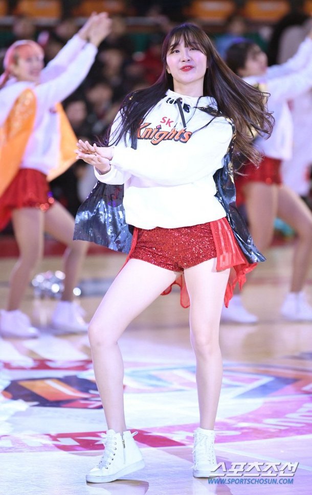 SK 치어리더 안지현